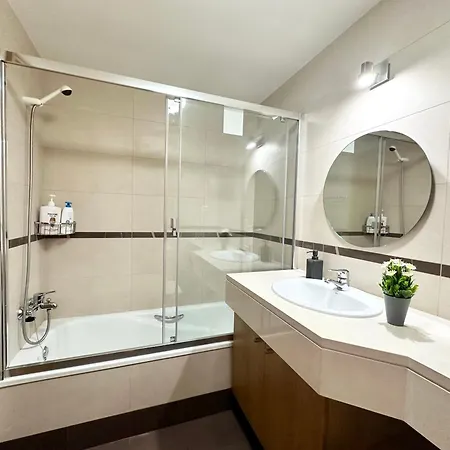 For Rent Apartamento *